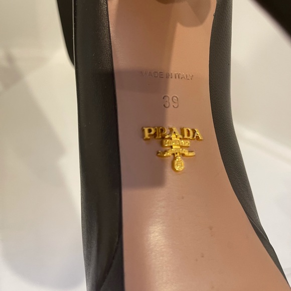 Prada booties - Picture 5 of 7
